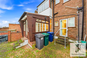 Photo 15- click for photo gallery